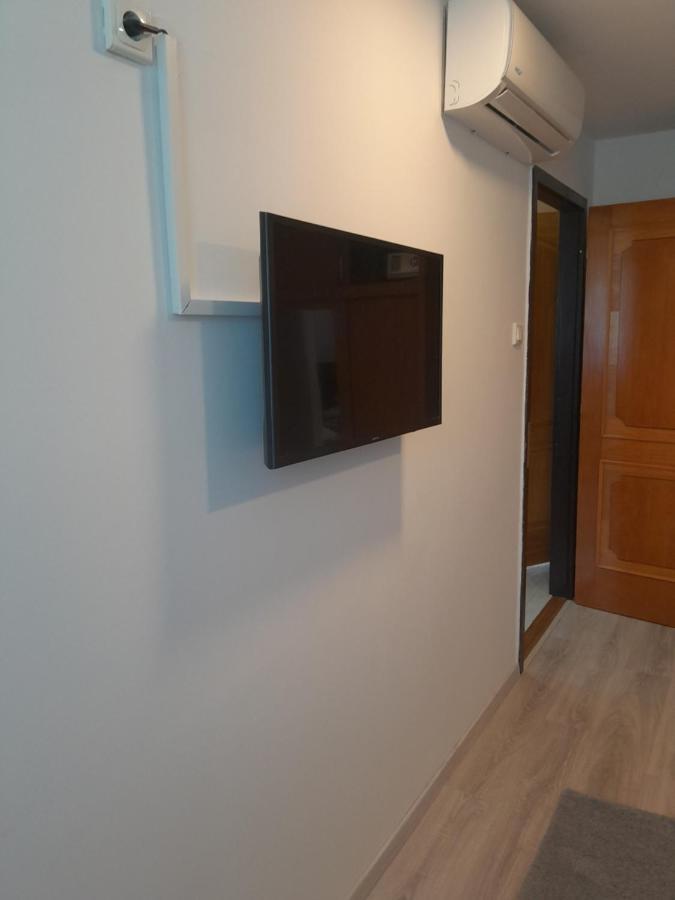 דירות באלאטונפורד Lila Fuge Apartman מראה חיצוני תמונה