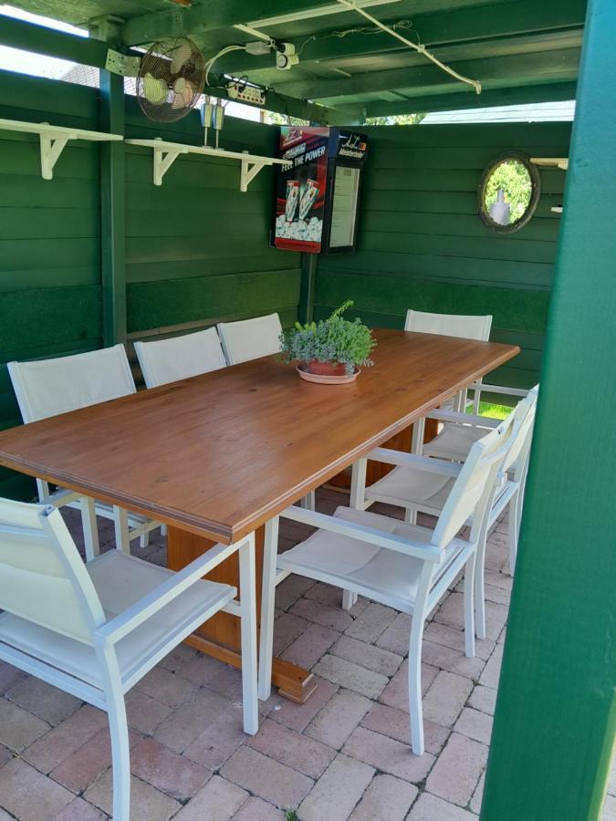 דירות באלאטונפורד Lila Fuge Apartman מראה חיצוני תמונה